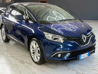 Usata Renault Scénic IV Intens 110 CV (80 kW) 2018 Blu Monovolume