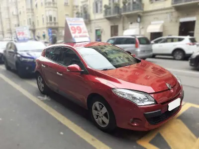 Brugt Renault Mégane Luxe 110 HK (80 kW) 2010 Rød Sedan
