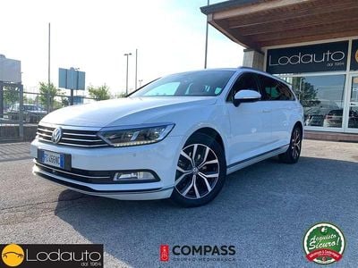 Usata VW Passat Executive 150 CV (110 kW) 2016 Bianco Station wagon