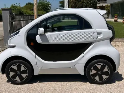 Begagnad XEV Yoyo 14 kW (20 HK) 2024 Vit Halvkombi