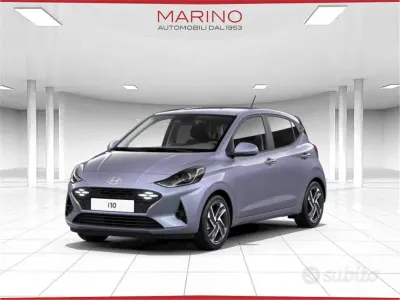 Używany Hyundai i10 Advanced 67 KM (49 kW) 2022 Szary Hatchback