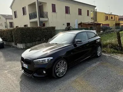 Usata BMW 120 M Sport 190 CV (139 kW) 2018 Nero Utilitaria