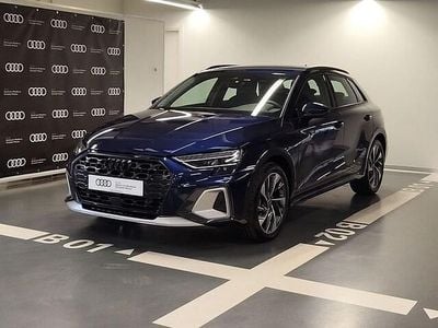 Nuova Audi A3 Advanced 150 CV (110 kW) 2025 Blu navarra metallizzato Berlina