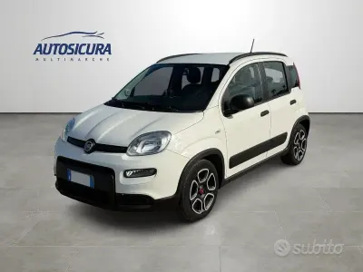 Usata Fiat Panda City Life 69 CV (50 kW) 2022 Bianco Utilitaria