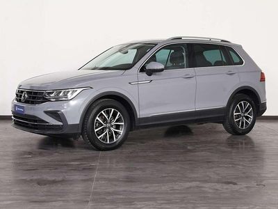 Usata VW Tiguan Life 150 CV (110 kW) 2021 Moonstone grey SUV
