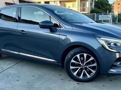 Usata Renault Clio IV Intens 116 CV (85 kW) 2019 Grigio Berlina