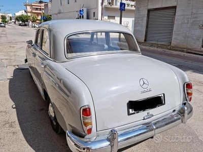 Usata Mercedes 190 1960 Grigio Berlina