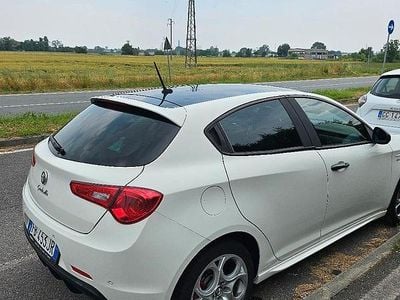 Usata Alfa Romeo Giulietta Sprint 120 CV (88 kW) 2015 Bianco Utilitaria