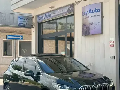 Usata BMW 218 Active Tourer Luxury Line 150 CV (110 kW) 2023 Verde Monovolume