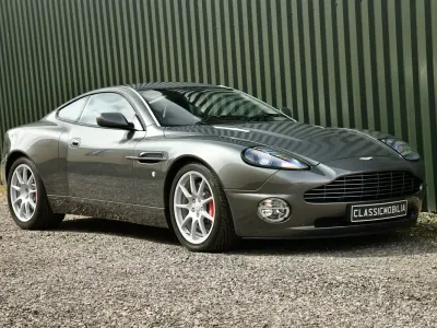 Usata Aston Martin Vanquish 460 CV (338 kW) 2004 Argento Coupé