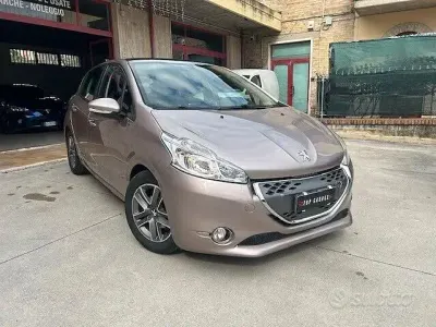 Begagnad Peugeot 208 Active 68 HK (50 kW) 2012 Brun Halvkombi
