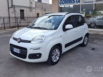 Usata Fiat Panda Lounge 69 CV (50 kW) 2019 Bianco Utilitaria