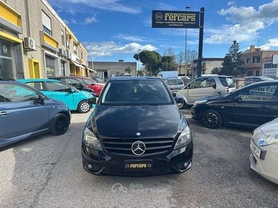 Usata Mercedes B180 Premium 109 CV (80 kW) 2014 Nero Monovolume