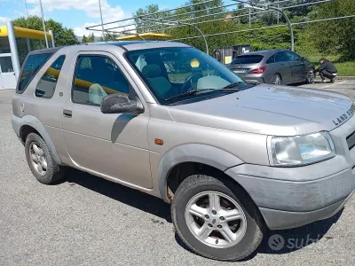 Usata Land Rover Freelander 117 CV (86 kW) 2001 Grigio SUV