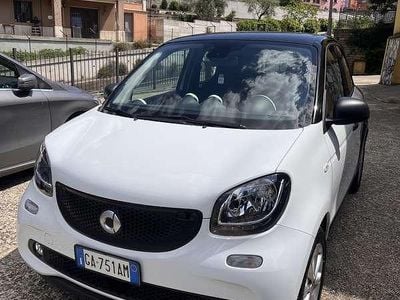 Begagnad Smart ForFour 71 HK (52 kW) 2019 Halvkombi