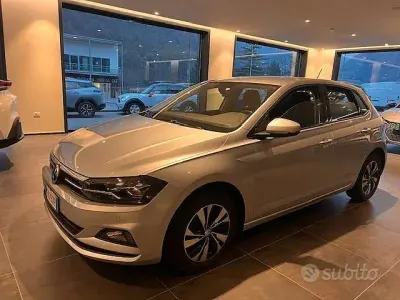 Usata VW Polo 2020 Grigio Utilitaria