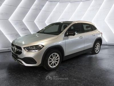 Usata Mercedes GLA200 Business 150 CV (110 kW) 2022 Argento SUV