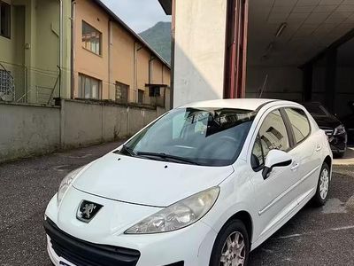Begagnad Peugeot 208 Active 68 HK (50 kW) 2012 Vit Halvkombi