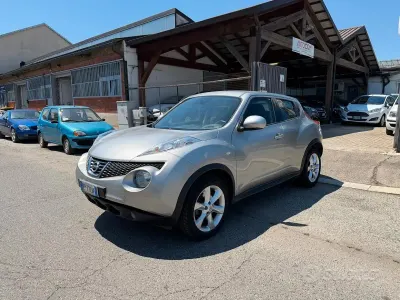 Usata Nissan Juke Tekna 117 CV (86 kW) 2013 Grigio SUV