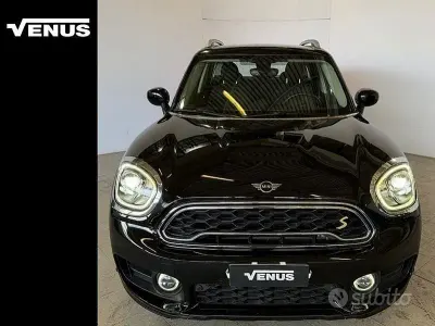 Begagnad Mini Cooper Countryman Business 2020 Svart SUV