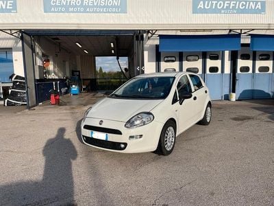 Usata Fiat Punto Street 95 CV (69 kW) 2018 Bianco Utilitaria
