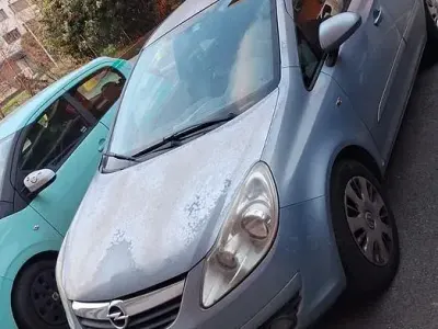 Usata Opel Corsa 69 CV (50 kW) 2007 Grigio Utilitaria