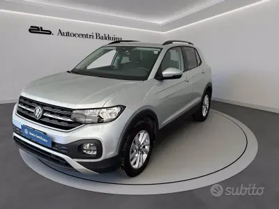 Begagnad VW T-Cross Style 95 HK (69 kW) 2023 Grå SUV