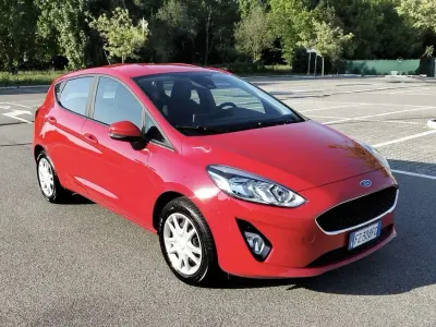 Usata Ford Fiesta Titanium 86 CV (63 kW) 2019 Rosso Utilitaria