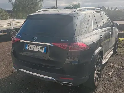 Gebraucht Mercedes GLE300 245 PS (180 kW) 2020 Schwarz Kombi