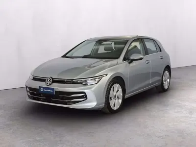 Usata VW Golf VIII Style 150 CV (110 kW) 2025 Dolomite silver metallizzato Berlina