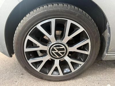 Usata VW e-up! 2022 Grigio Utilitaria