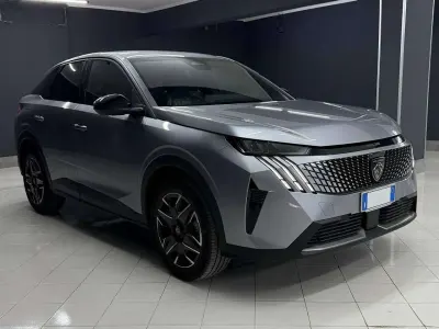Nuova Peugeot 3008 Allure 136 CV (100 kW) 2025 Grigio artense SUV