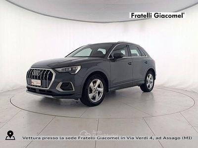 Usata Audi Q3 Advanced 150 CV (110 kW) 2021 Grigio atomico metallizzato SUV