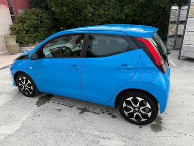 Usata Toyota Aygo Connect Style 2018 Blu Utilitaria