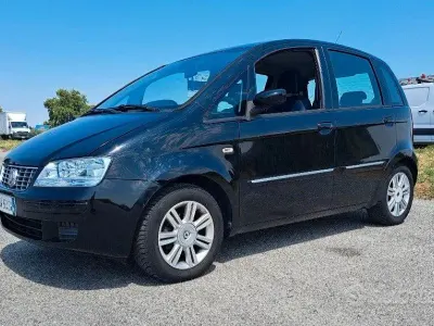 Usata Fiat Idea 77 CV (56 kW) 2009 Nero Monovolume