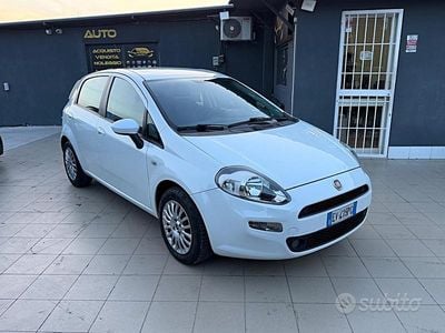 Usata Fiat Punto Lounge 75 CV (55 kW) 2014 Bianco Utilitaria