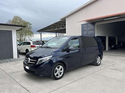 Usado Mercedes V200 136 CV (100 kW) 2016 Azul Monovolumen