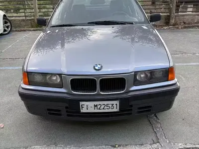 Usata BMW 318 1992 Grigio Berlina