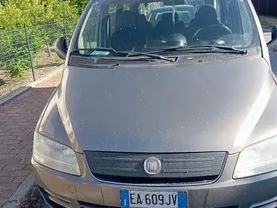 Usata Fiat Multipla 103 CV (75 kW) 2010 Monovolume