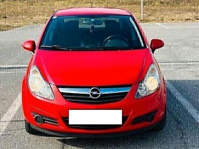 Usata Opel Corsa Edition 65 CV (47 kW) 2013 Rosso Berlina