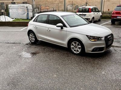 usata Audi A1 1.6 TDI Per info chiamare o scrivetemi su whatsapp 3208111536 Edoardo