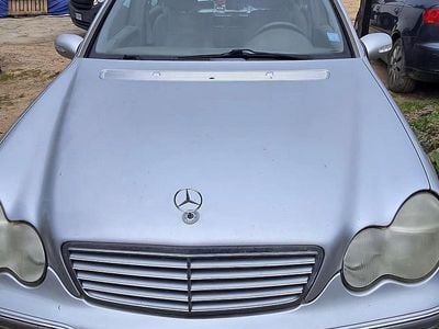 Usata Mercedes C220 143 CV (105 kW) 2002 Grigio Station wagon