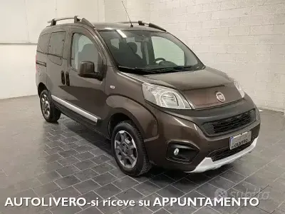 Usata Fiat Qubo Trekking 80 CV (58 kW) 2018 Marrone Monovolume
