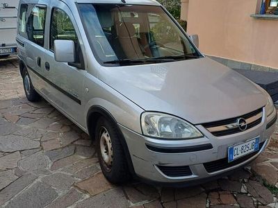 usata Opel Combo Tour 1.7 Camperizzato Van