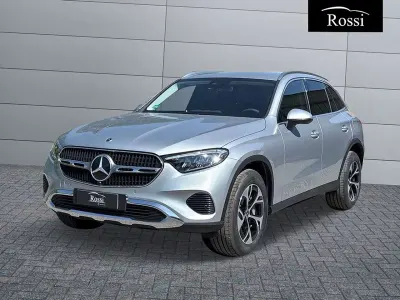 Nuova Mercedes GLC300e 197 CV (144 kW) 2026 Argento hightech SUV