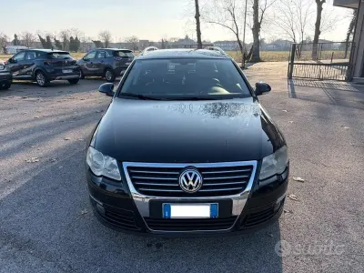 Usata VW Passat Highline 170 CV (125 kW) 2007 Nero Station wagon