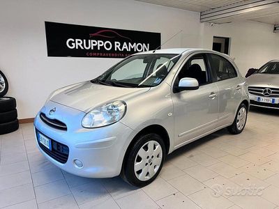 Usata Nissan Micra Tekna 80 CV (58 kW) 2011 Grigio Utilitaria