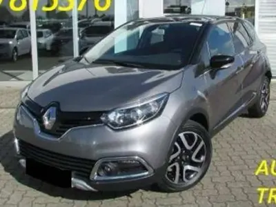 Usata Renault Captur Iconic 90 CV (66 kW) 2017 Grigio SUV