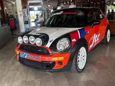 Usata Mini Cooper Coupé 184 CV (135 kW) 2010 Coupé