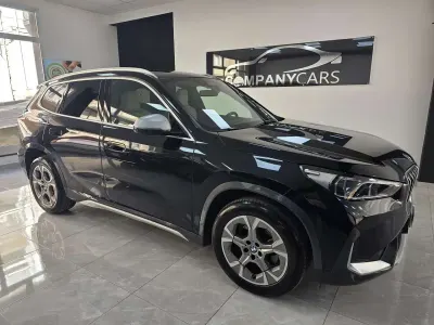Käytetty BMW X1 xLine 150 HP (110 kW) 2023 Musta Katumaasturi